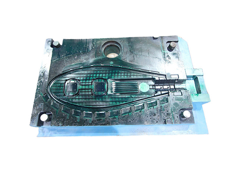 Advantages of using cold chamber die casting machine to produce aluminum alloy LED lamps